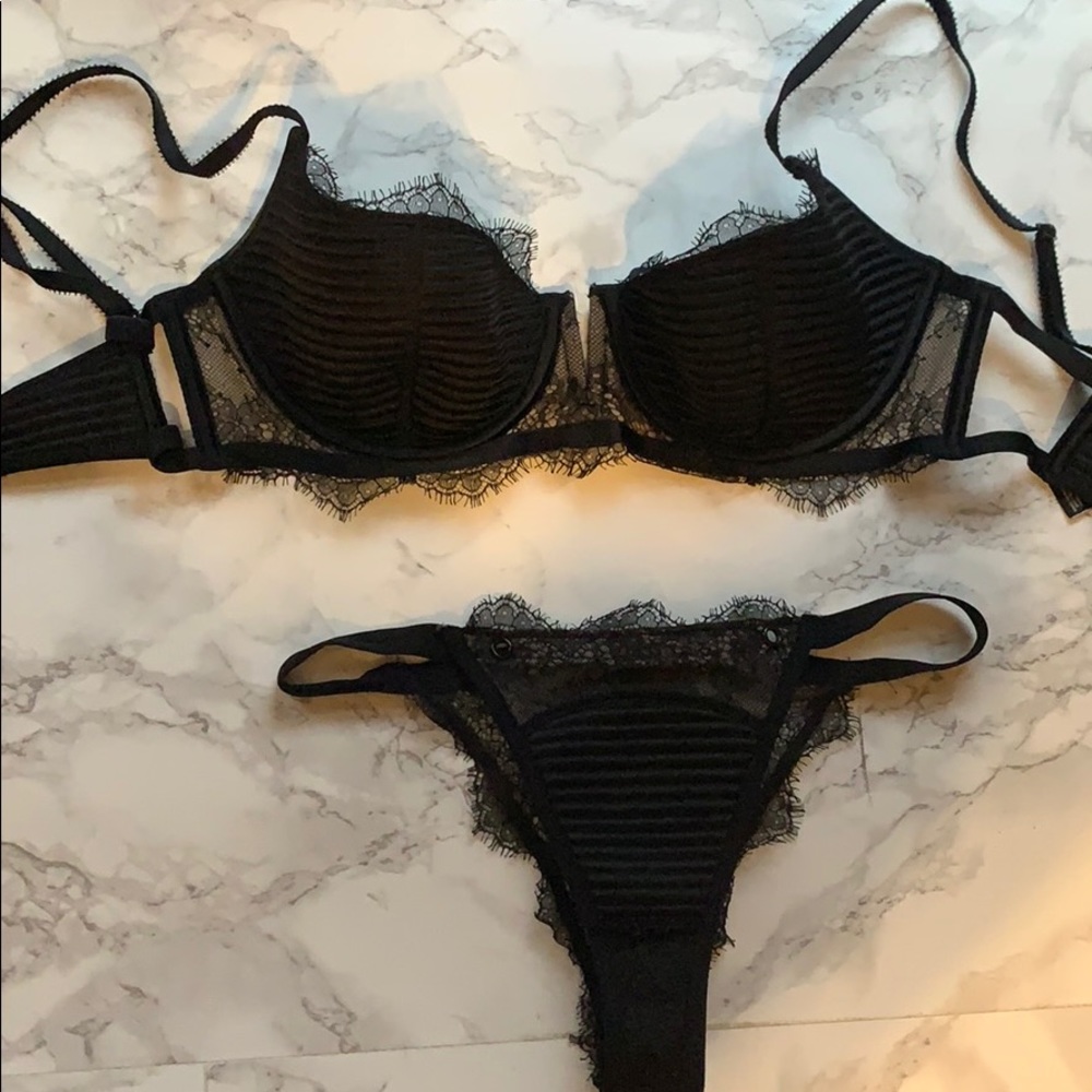 Victoria secret black  lingerie set